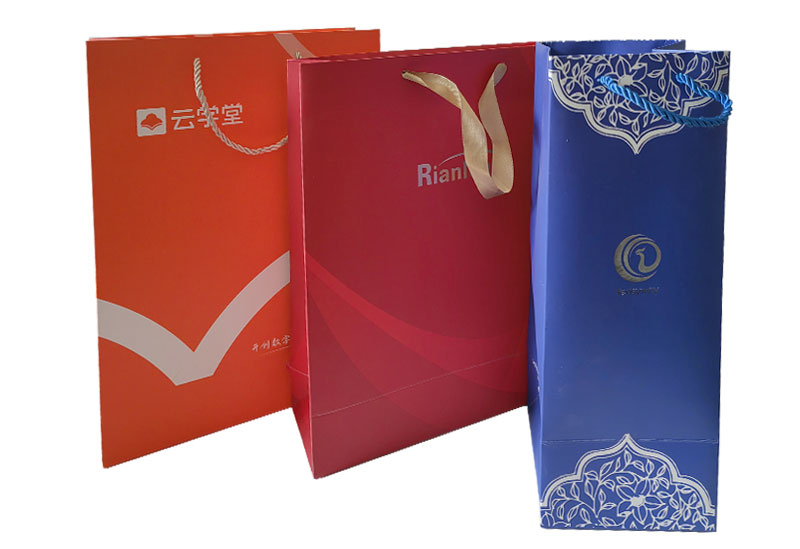 紙質(zhì)手提袋印刷的基本常識